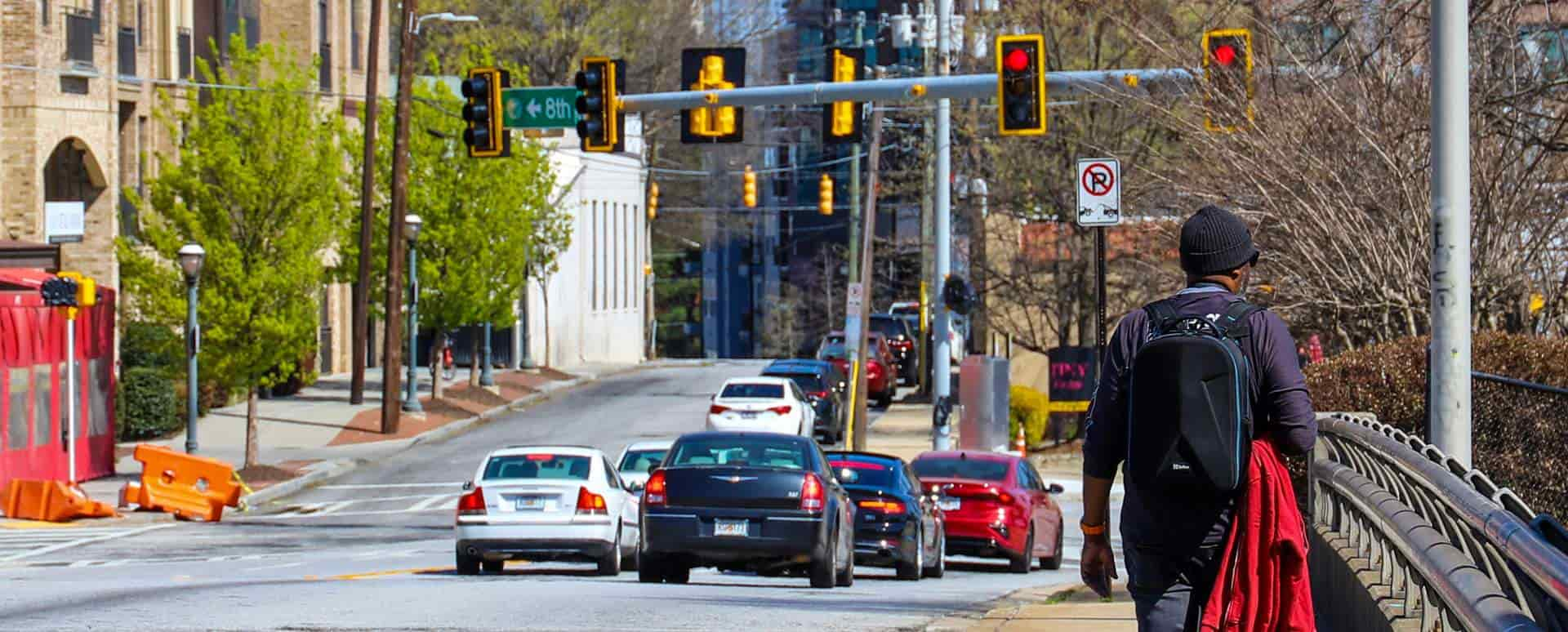 Several vehicles stopped at traffic lights