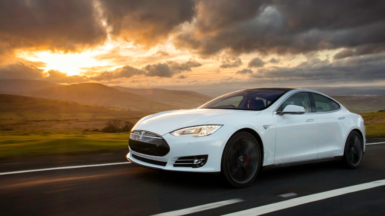 Tesla Model S 
