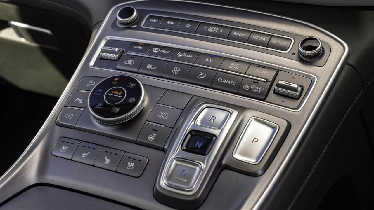 Hyundai Santa Fe Controls