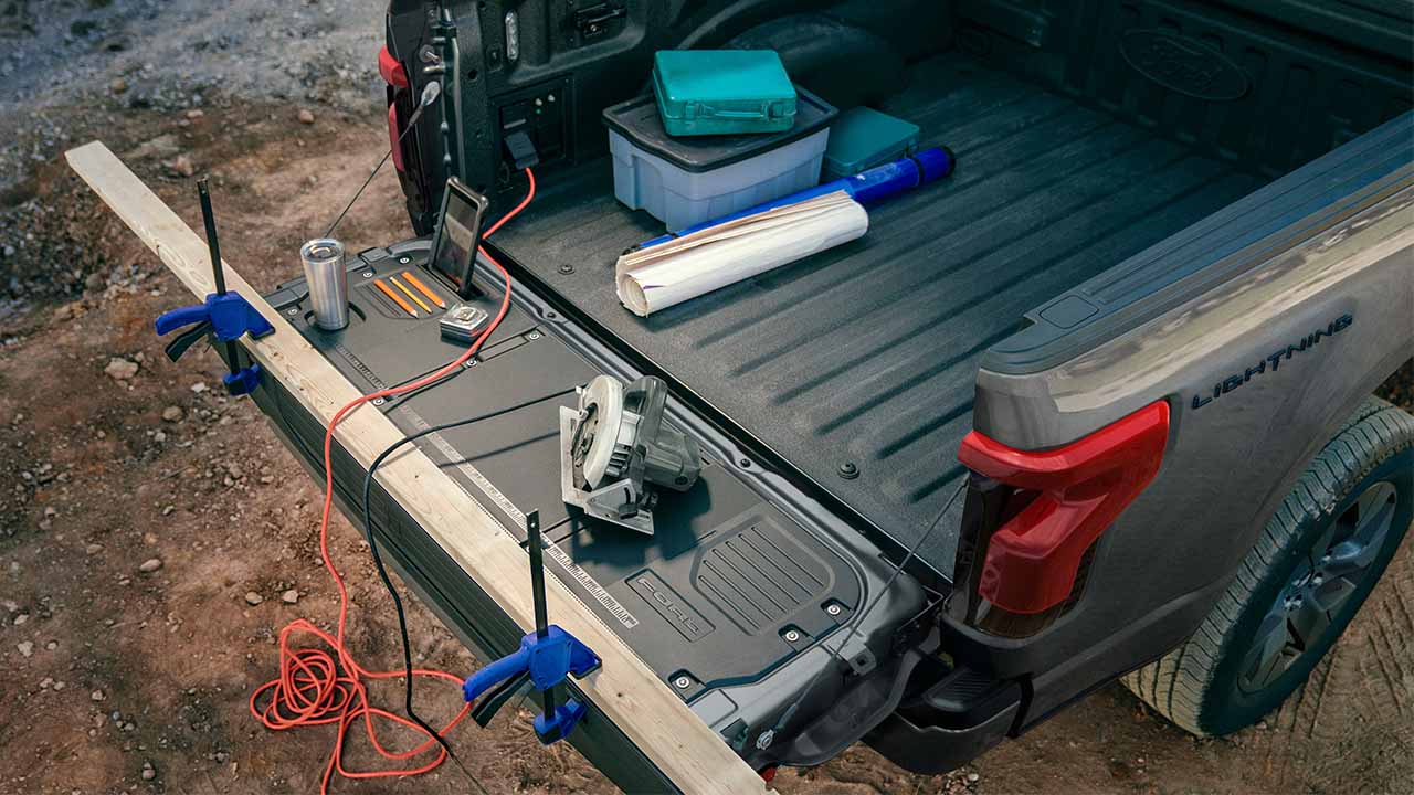 Ford Lightning tailgate tools