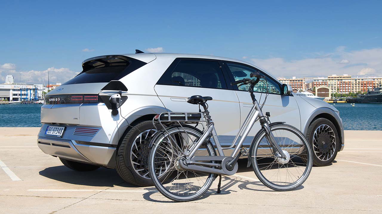 Hyundai IONIQ 5 with bicycle charging
