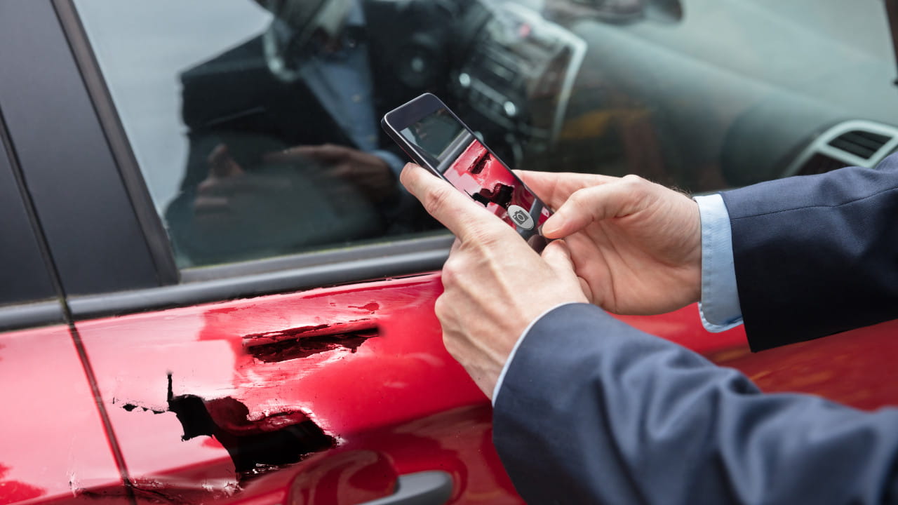 Taking Photographs of Car Damage
