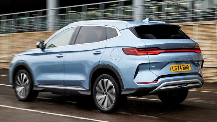 BYD SEAL U DM-i Rear Angle Driving