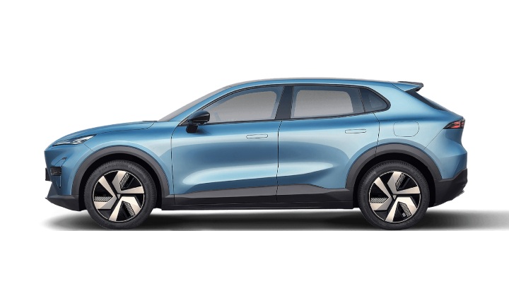 Blue Changan Deepal S05 electric SUV shown in side profile on a plain studio background