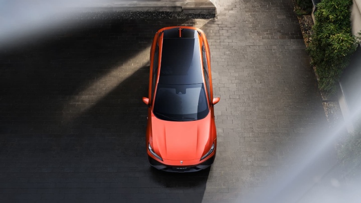 Aerial view of a stationary Changan Deepal S07 electric SUV on a paved surface