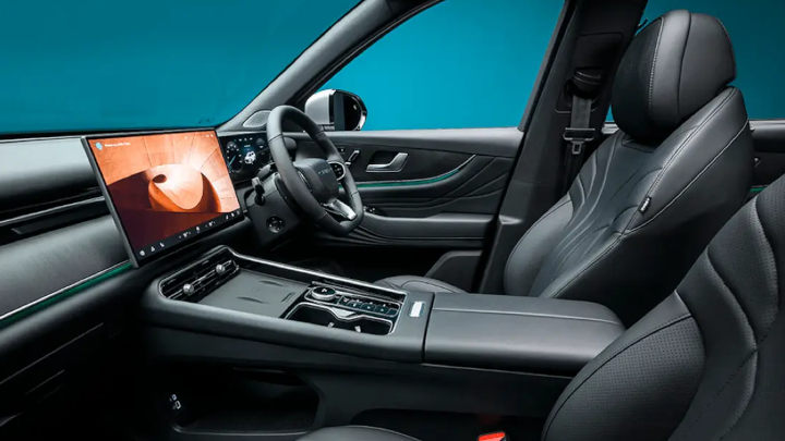 Chery Tiggo 9 Front Interior