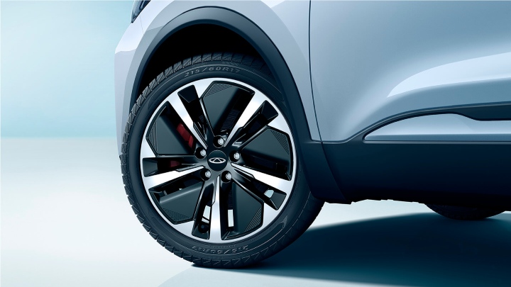 Chery TIGGO 4 wheel close up