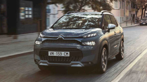 2021 Citroen C3 Aircross Driving