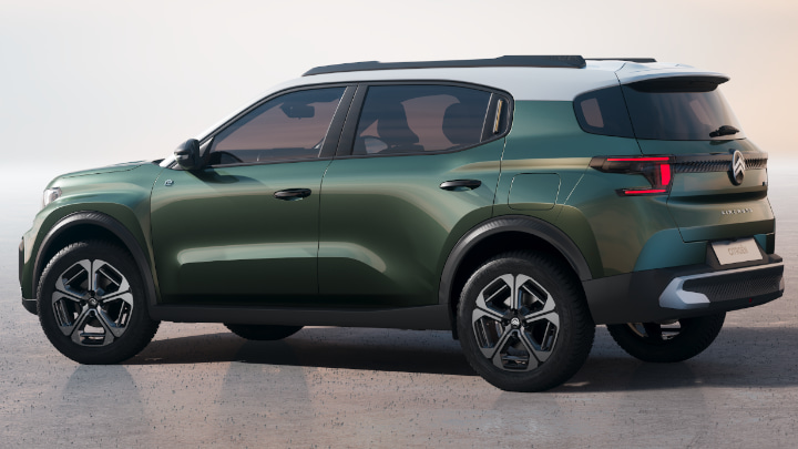 Citroen C3 Aircross Side Rear Angle