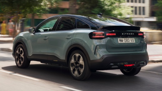 Citroen e-C4 Driving Rear