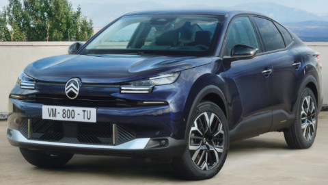 Citroen C4 X Front Angle