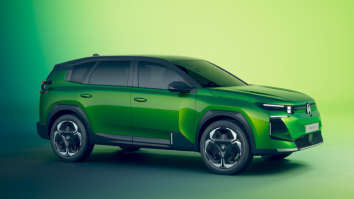 Citroen C5 Aircross Front Side Angle