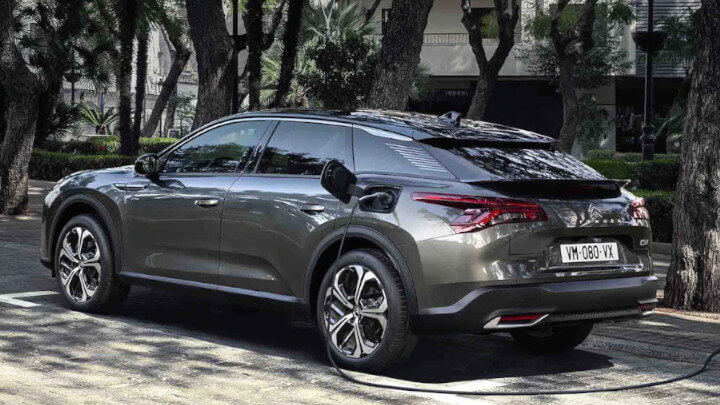 Citroën C5 X Charging