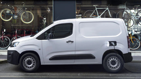 Citroen e-Berlingo Side