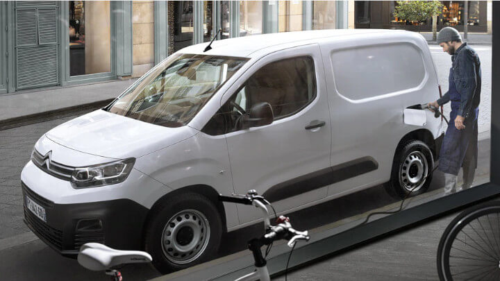 Citroen e-Berlingo Charging