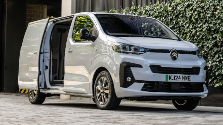 Citroen e-Dispatch Front Loading Open White