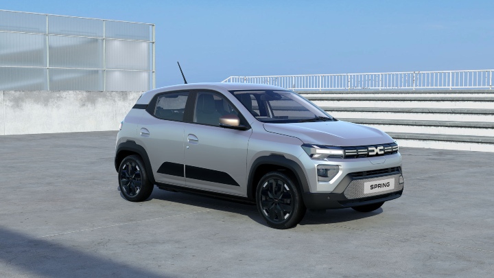 Dacia Spring Extreme silver