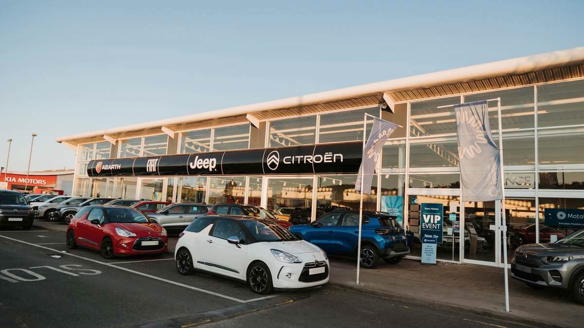 Citroen Hull dealership exterior