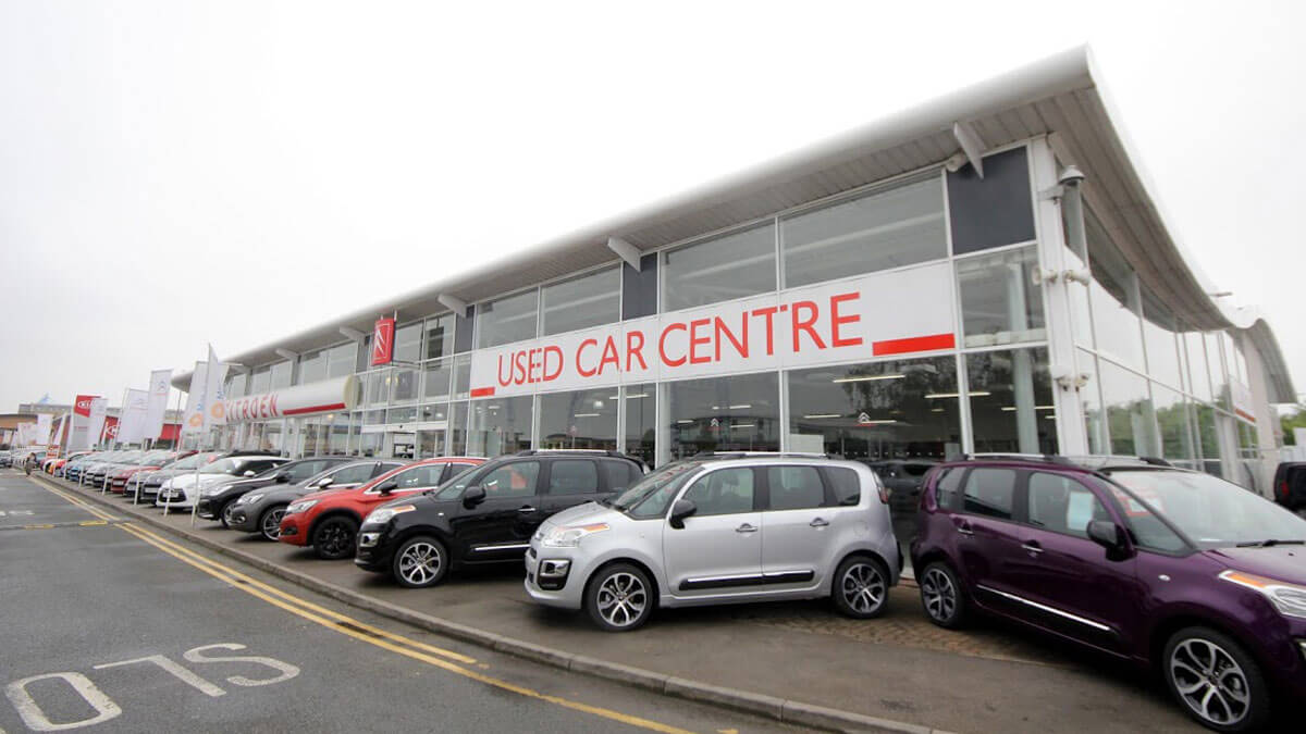 Hull van shop and car centre