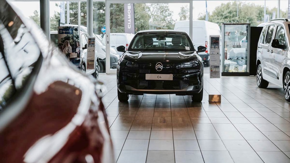 Citroen Hull C4 vehicle