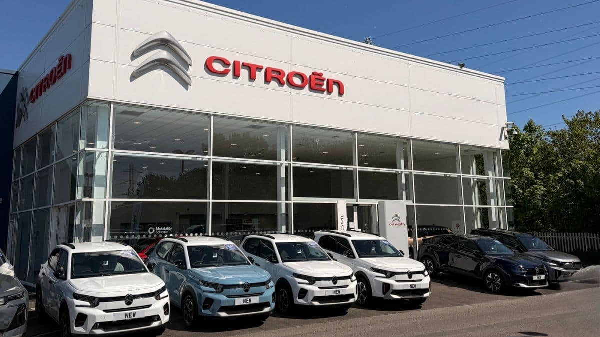 Citroen Newport Dealership Exterior