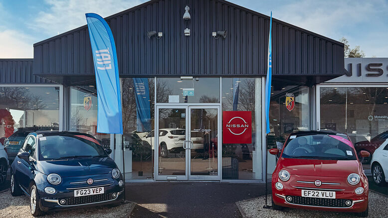 Fiat Mansfield dealership front exterior