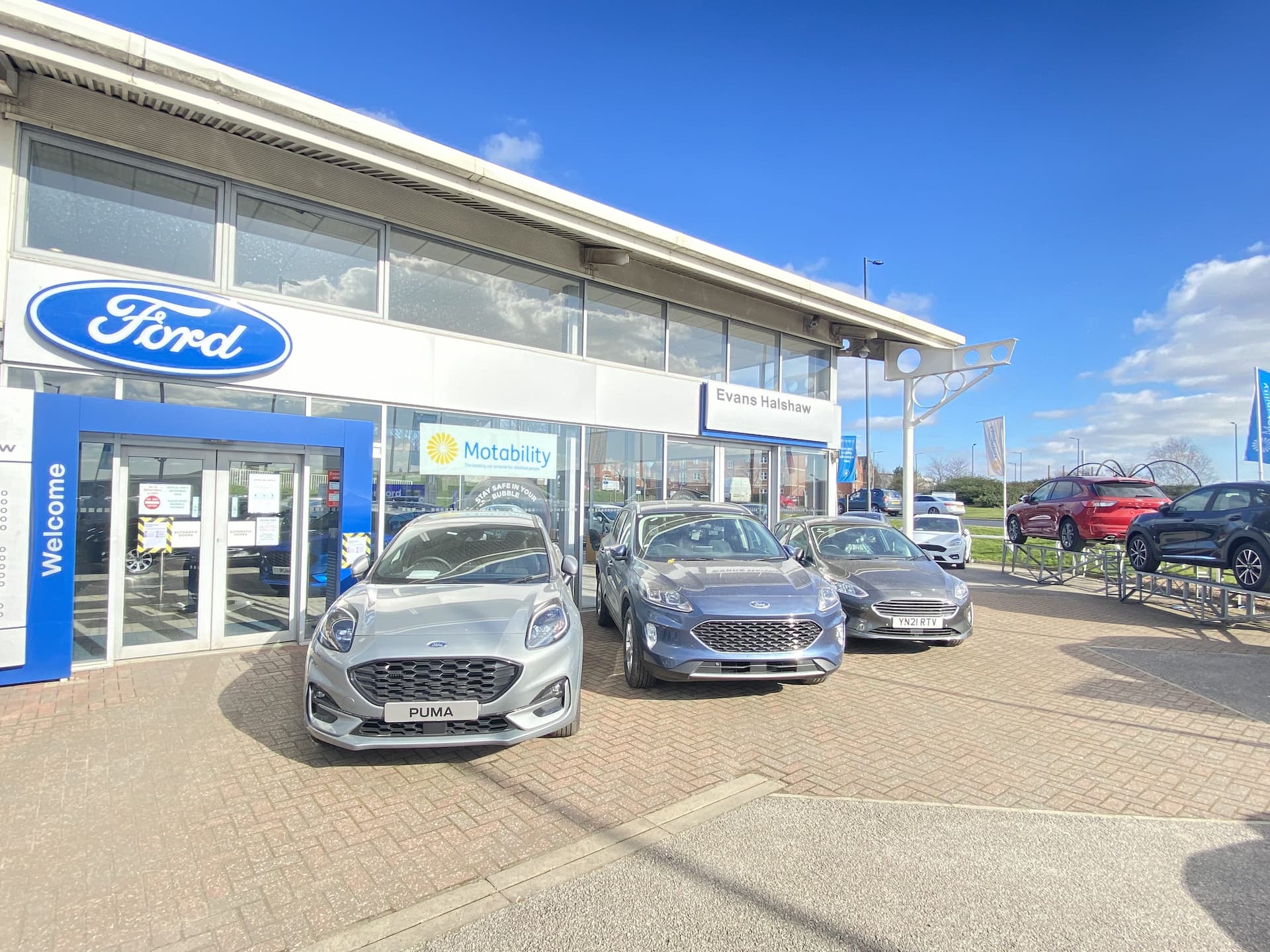 Front of the Ford Rotherham dealership