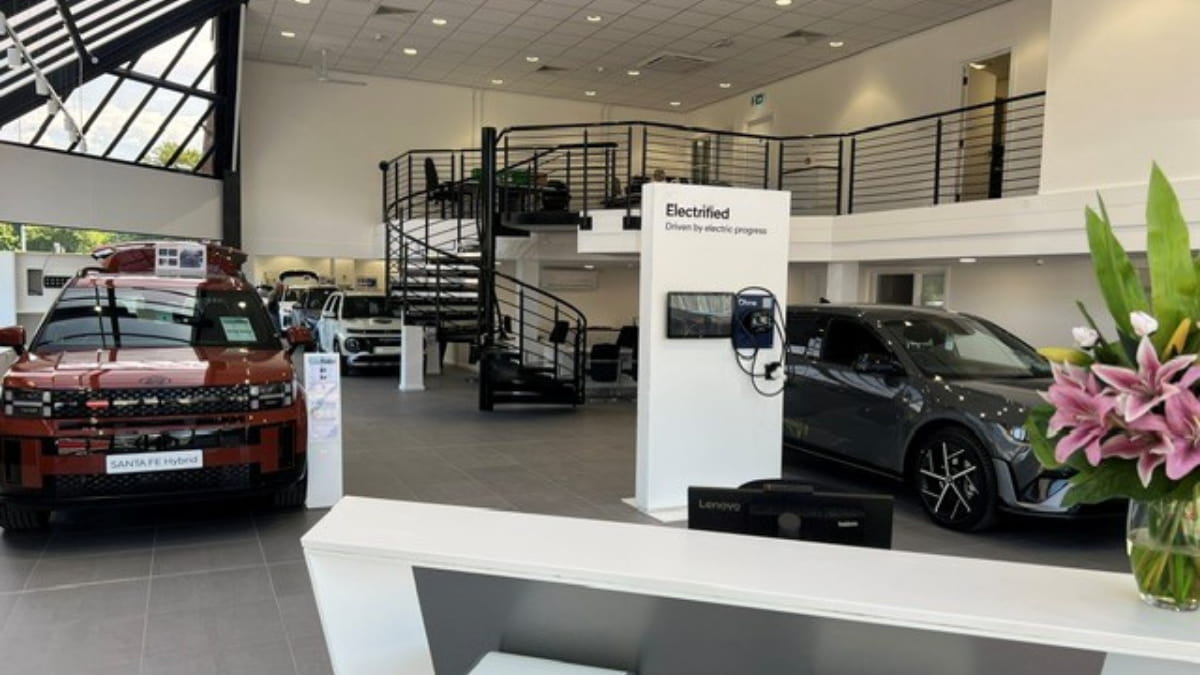 Evans Halshaw Hyundai Derby Dealership Interior