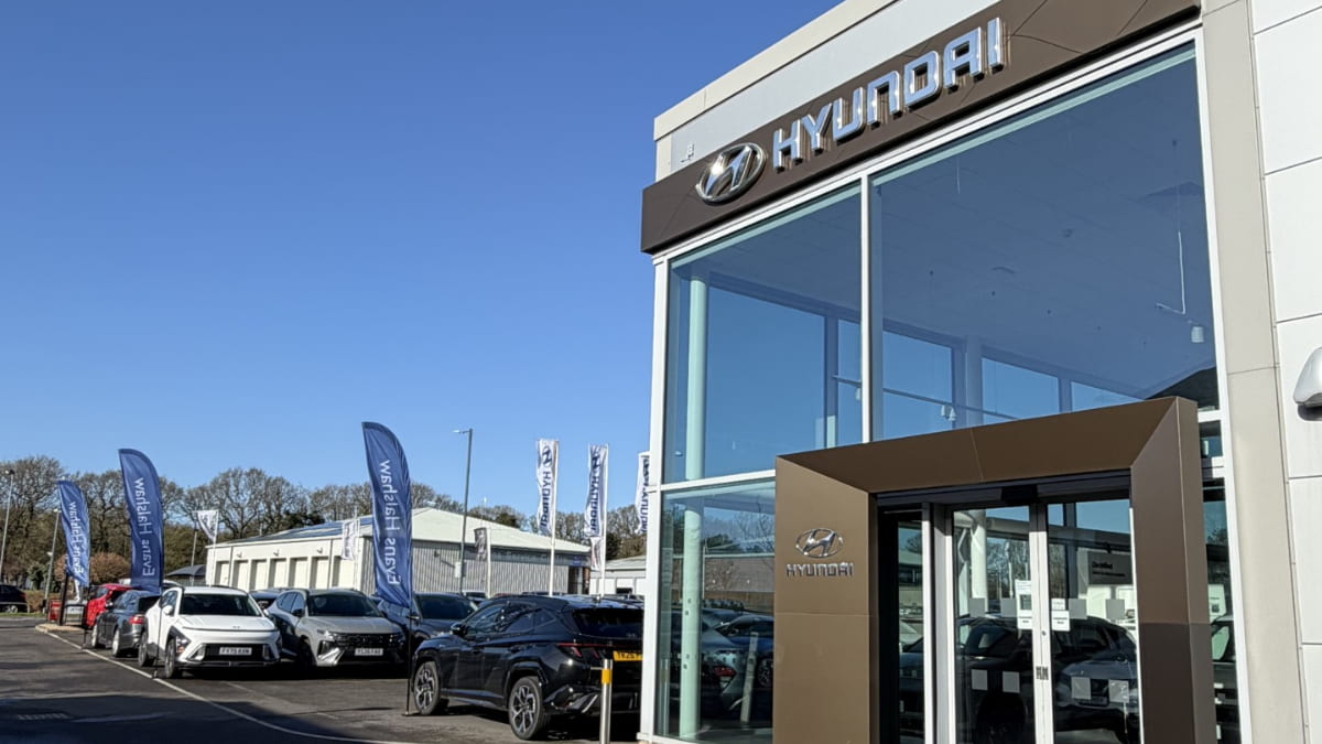 Hyundai Grimsby Dealership Exterior