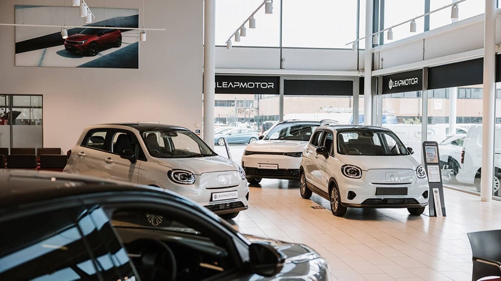 Leapmotor Hull showroom interior