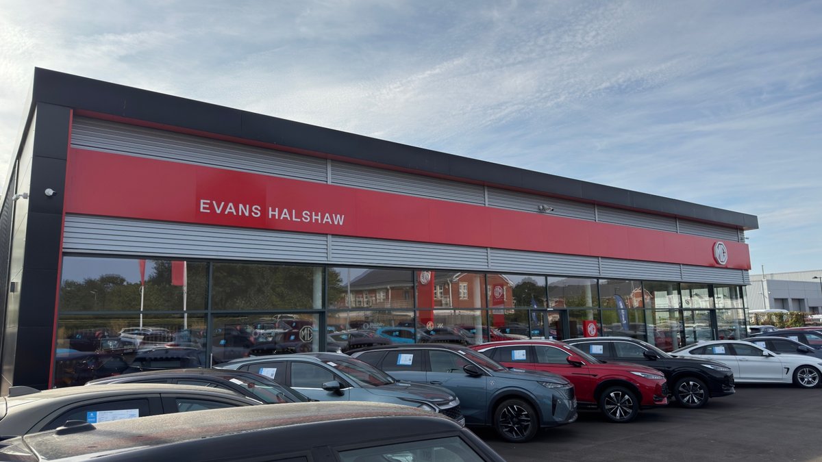 MG Grimsby Dealership Exterior