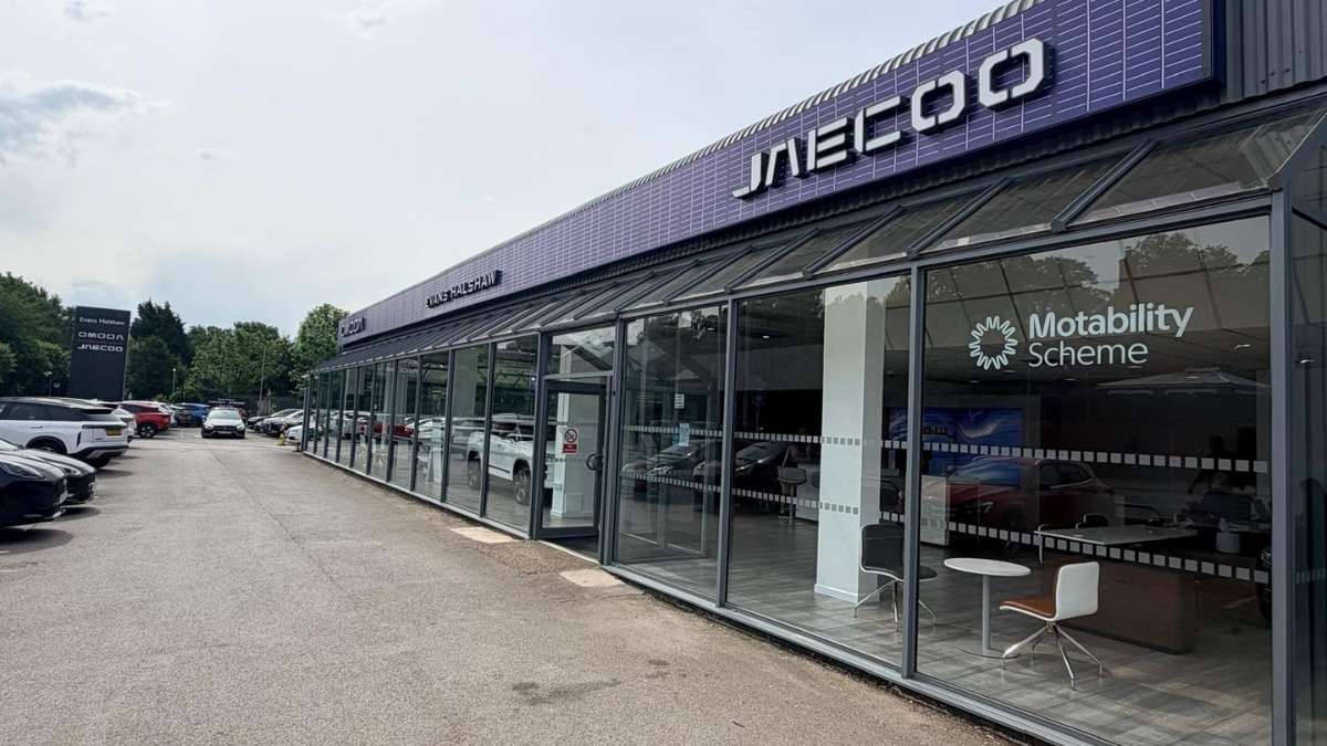 Jaecoo Gainsborough Dealership Front Exterior