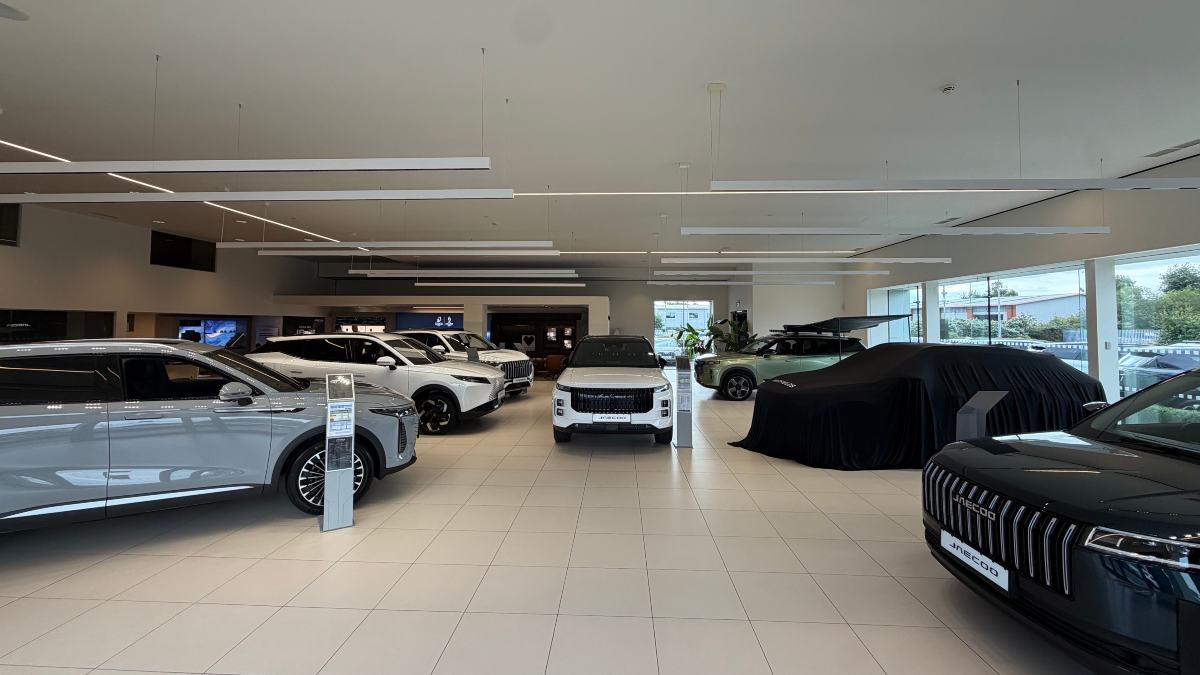 Omoda Jaecoo Hull Dealership Interior Showroom