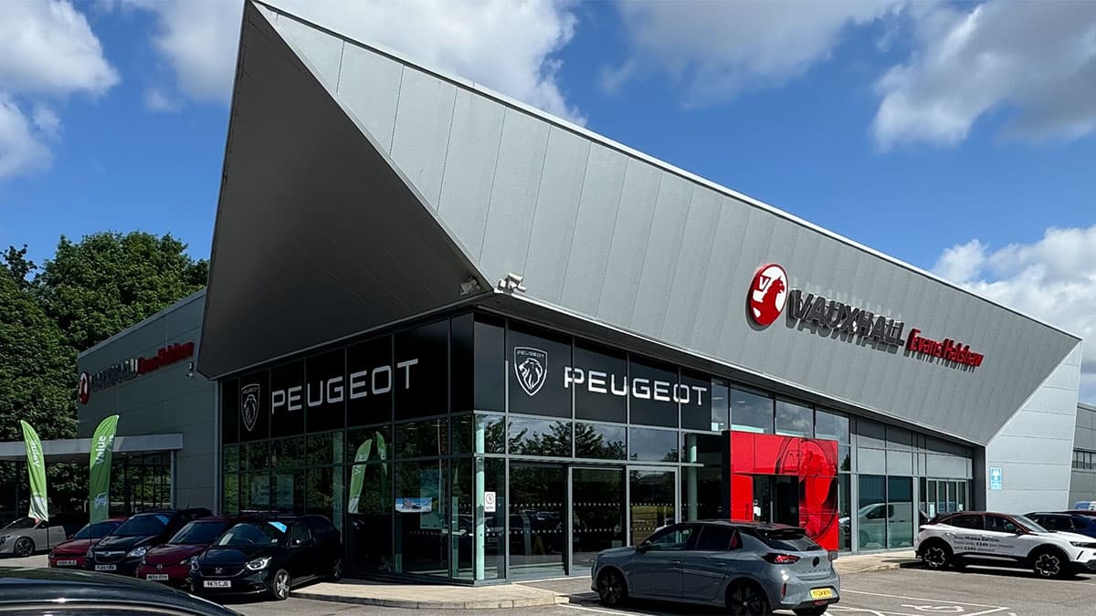 Peugeot Leeds exterior