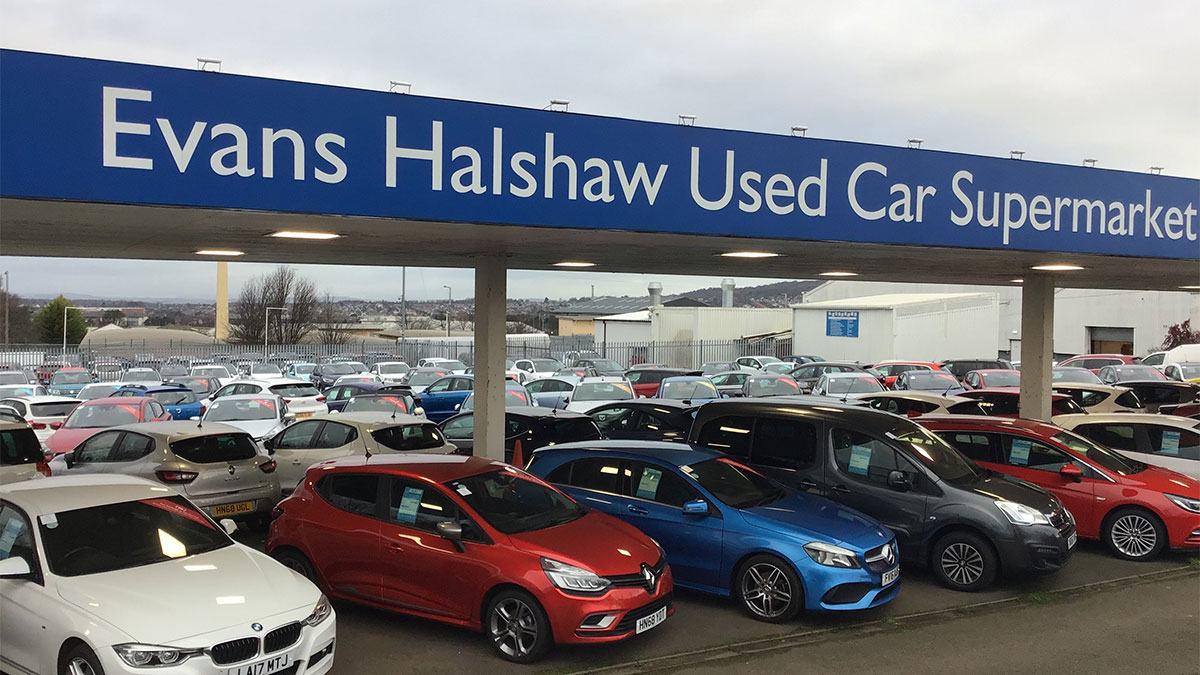 Used cars out of Renault Edinburgh dealership