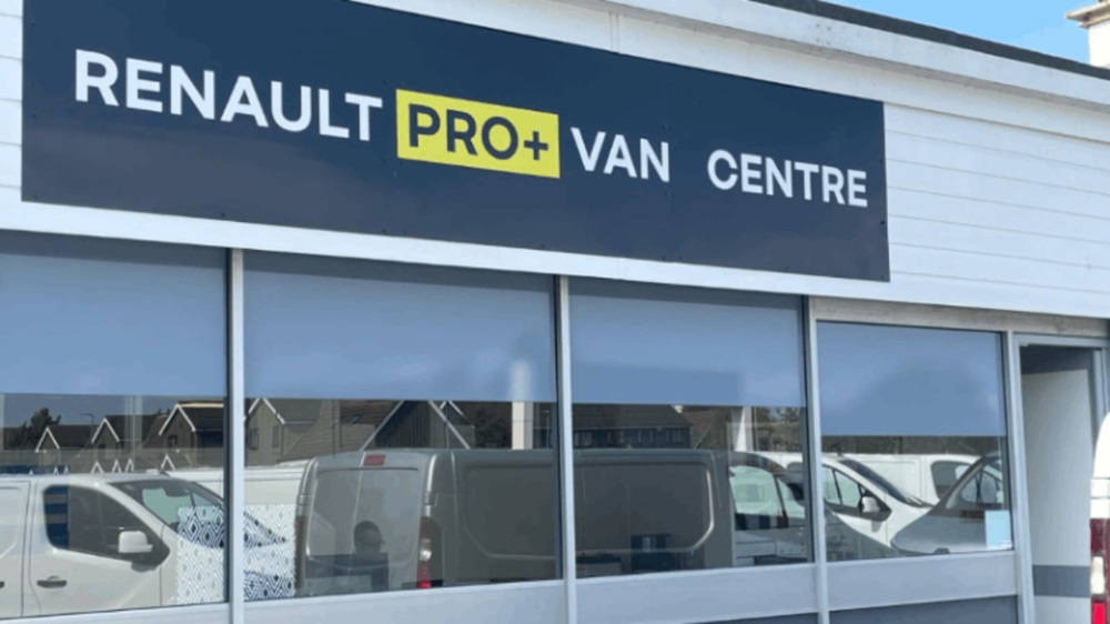 Renault Middlesbrough van centre exterior image