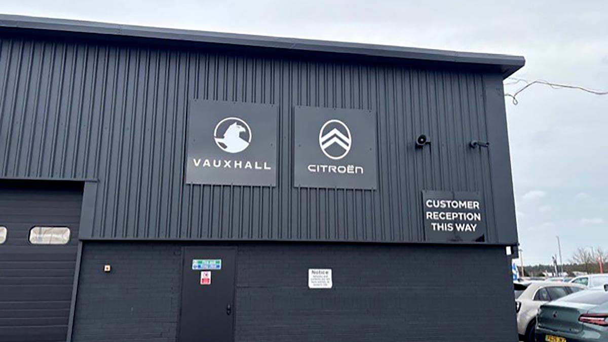 Vauxhall Mansfield Workshop Signage