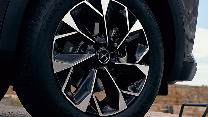 DS 3 Alloy Wheel Silver