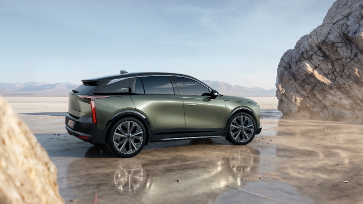 Green DS No7 rear right angle 