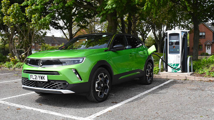vauxhall mokka-e charging
