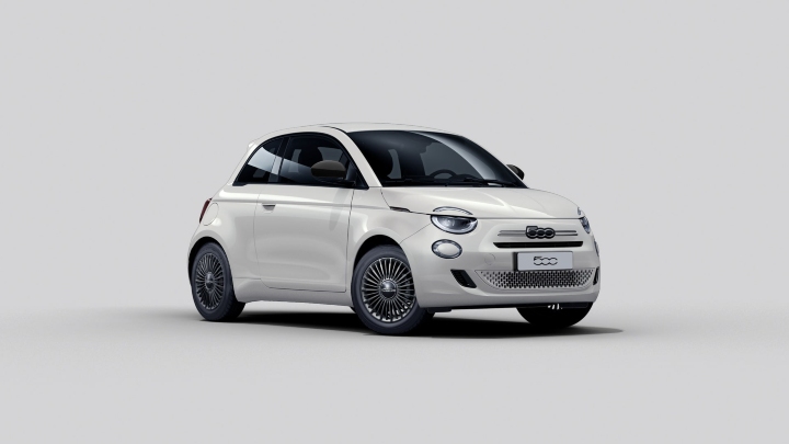 Fiat 500 Hybrid hatch Icon trim front white