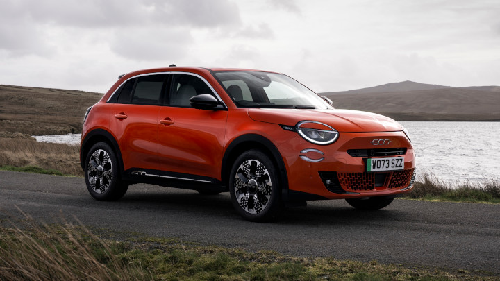Red Fiat 600 La Prima Side Parked