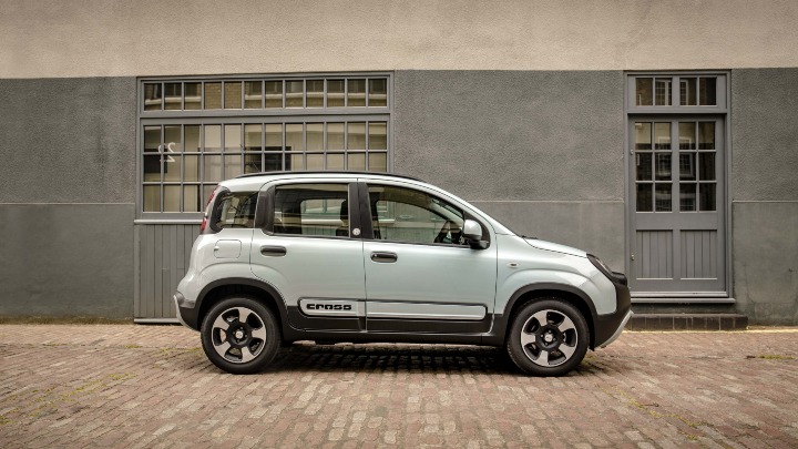 Fiat Panda Cross Exterior Side Static