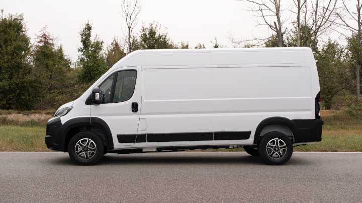 Fiat Ducato Side Angle