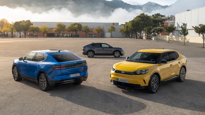 Ford Capri trio, yellow, grey and blue
