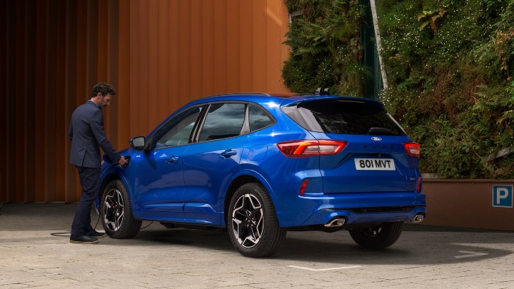 Ford Kuga Blue rear charging