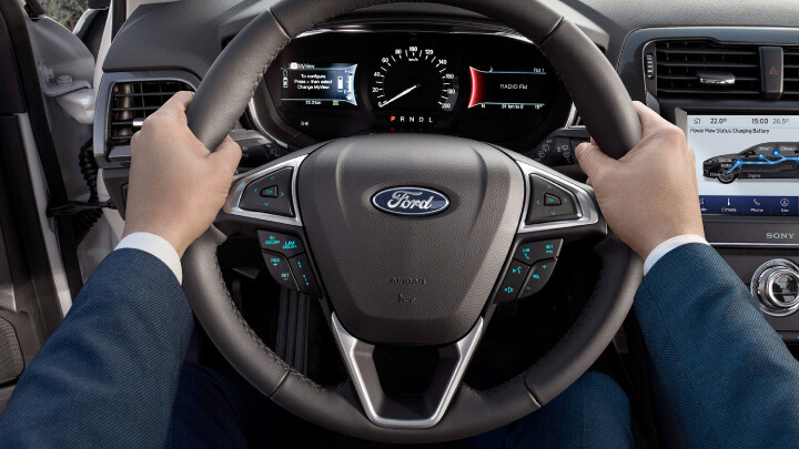 Ford Mondeo Hybrid Interior 