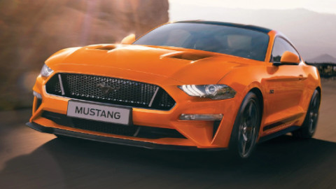 Ford Mustang Driving, Front