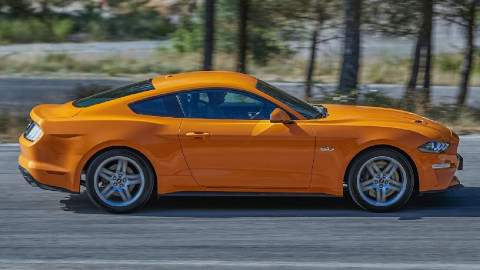 Ford Mustang Driving, Side Profile