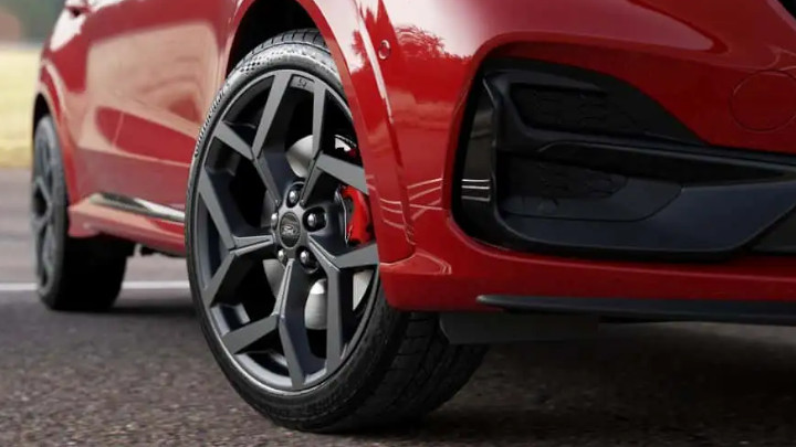 Red Ford Puma ST Mild Hybrid Front Alloy Wheel